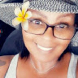 Meet your Posher, Awilda